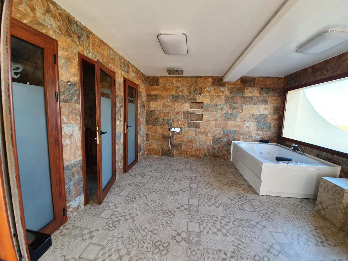 Mahdia - Baghdadi - Laourient Apartments, Restaurant, Cafe Exterior foto