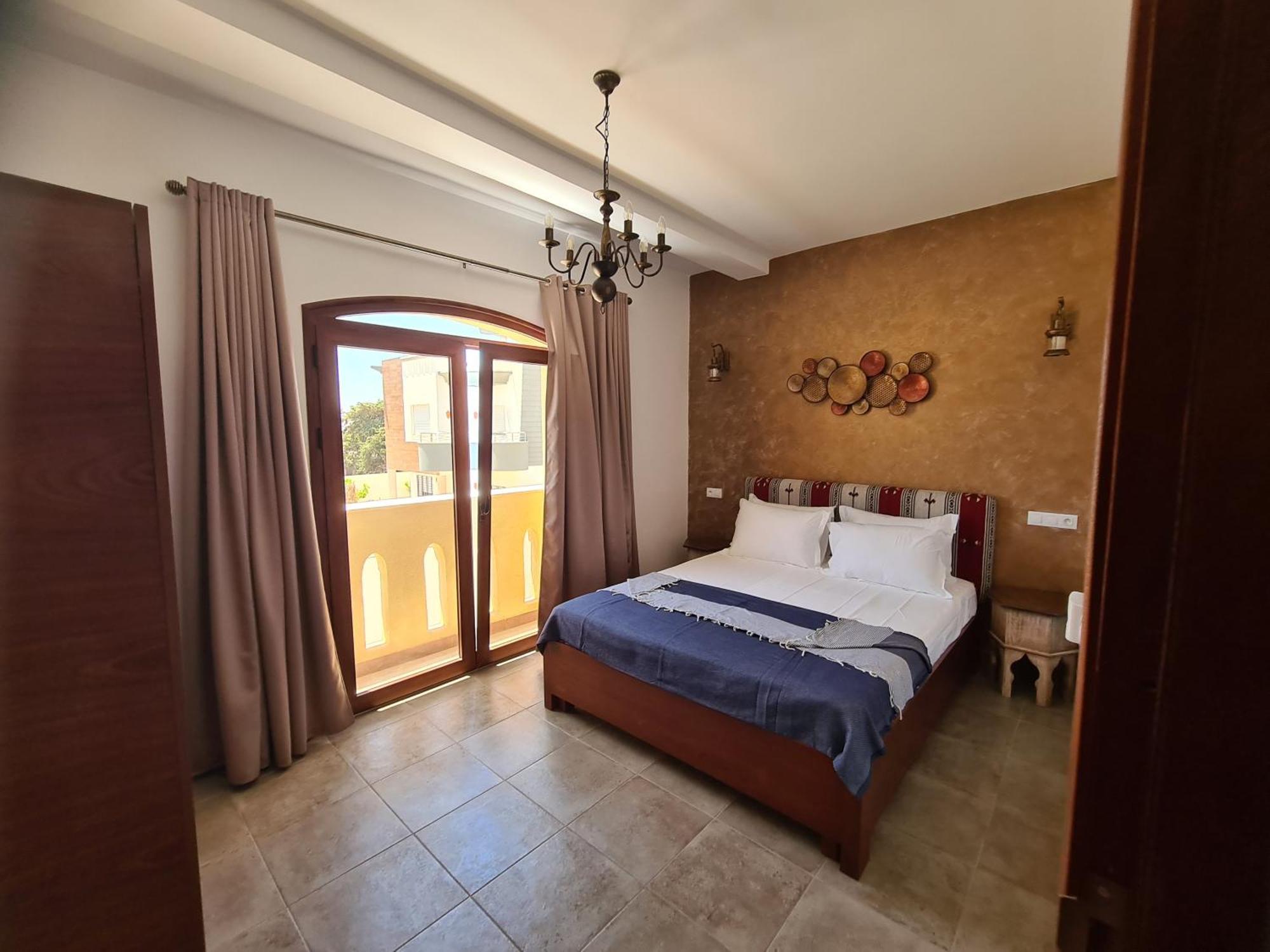 Mahdia - Baghdadi - Laourient Apartments, Restaurant, Cafe Zimmer foto