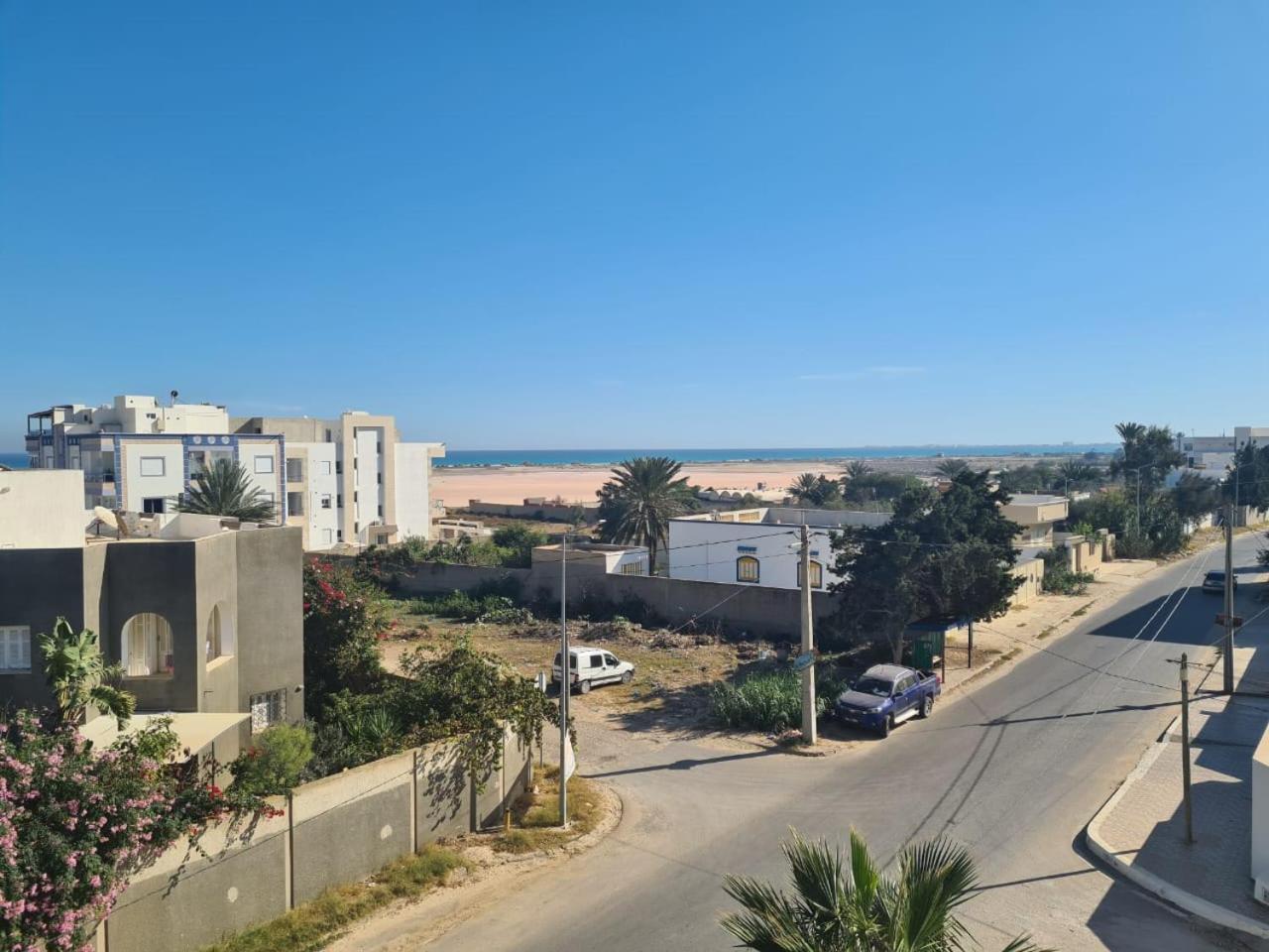 Mahdia - Baghdadi - Laourient Apartments, Restaurant, Cafe Exterior foto