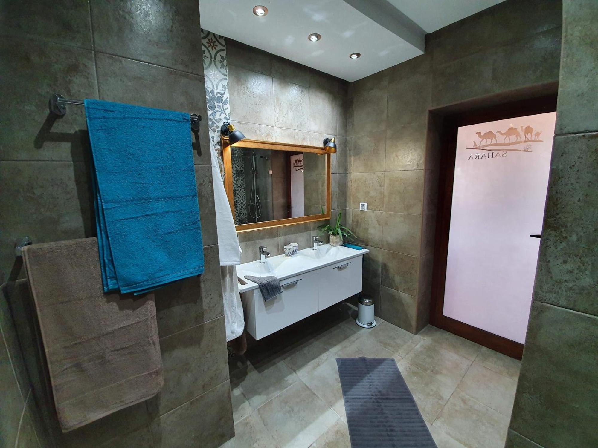 Mahdia - Baghdadi - Laourient Apartments, Restaurant, Cafe Zimmer foto