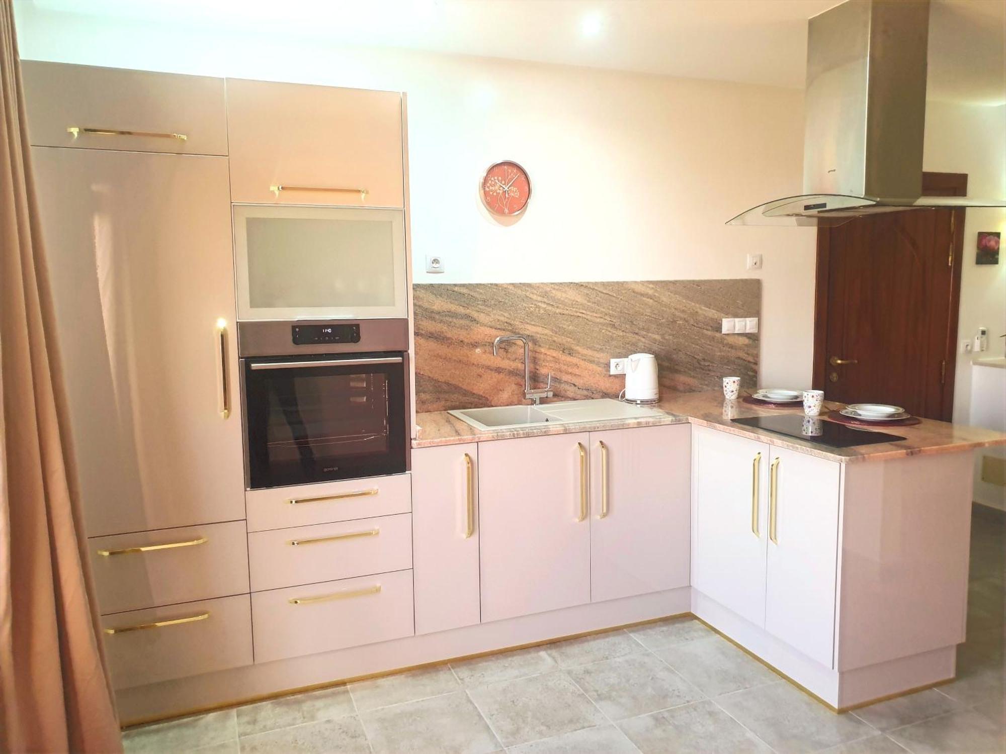 Mahdia - Baghdadi - Laourient Apartments, Restaurant, Cafe Zimmer foto